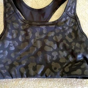 Ladies XS NIKE sports bra